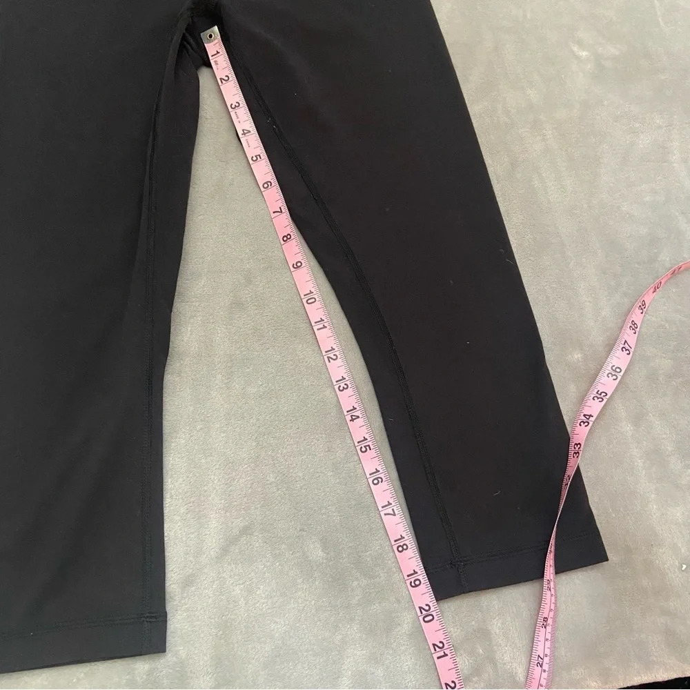 Lululemon Wunder Under Crop Solid Black 21350 - image 6